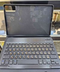 ريدمي باد SE 11 • حافظة جلد • كيبورد بلوتوث