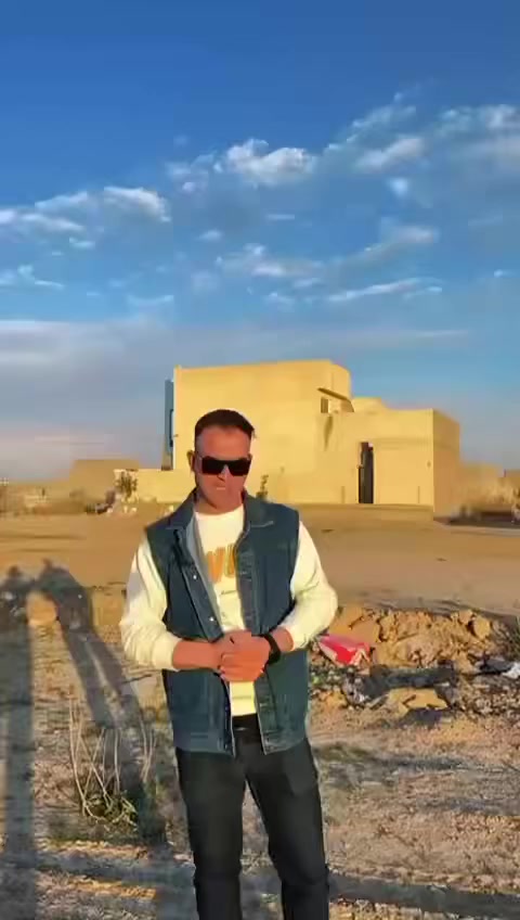 قطعة ارض للبيع 
المساحة 200م 
تقع في حي الازدهار 
***********
