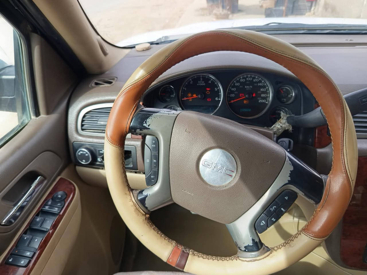 سلام عليكم جمسي مكفوله كفاله عامه ع فحص موديل 2011 للاستفسار اكثر اتصل ع رقم ***********
