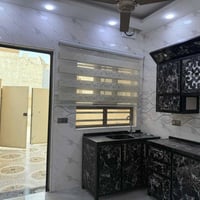 للايجار  الملايين الاولى خلف الكمارك  بيت طابقين غرفتين نوم ومطبخ واست...