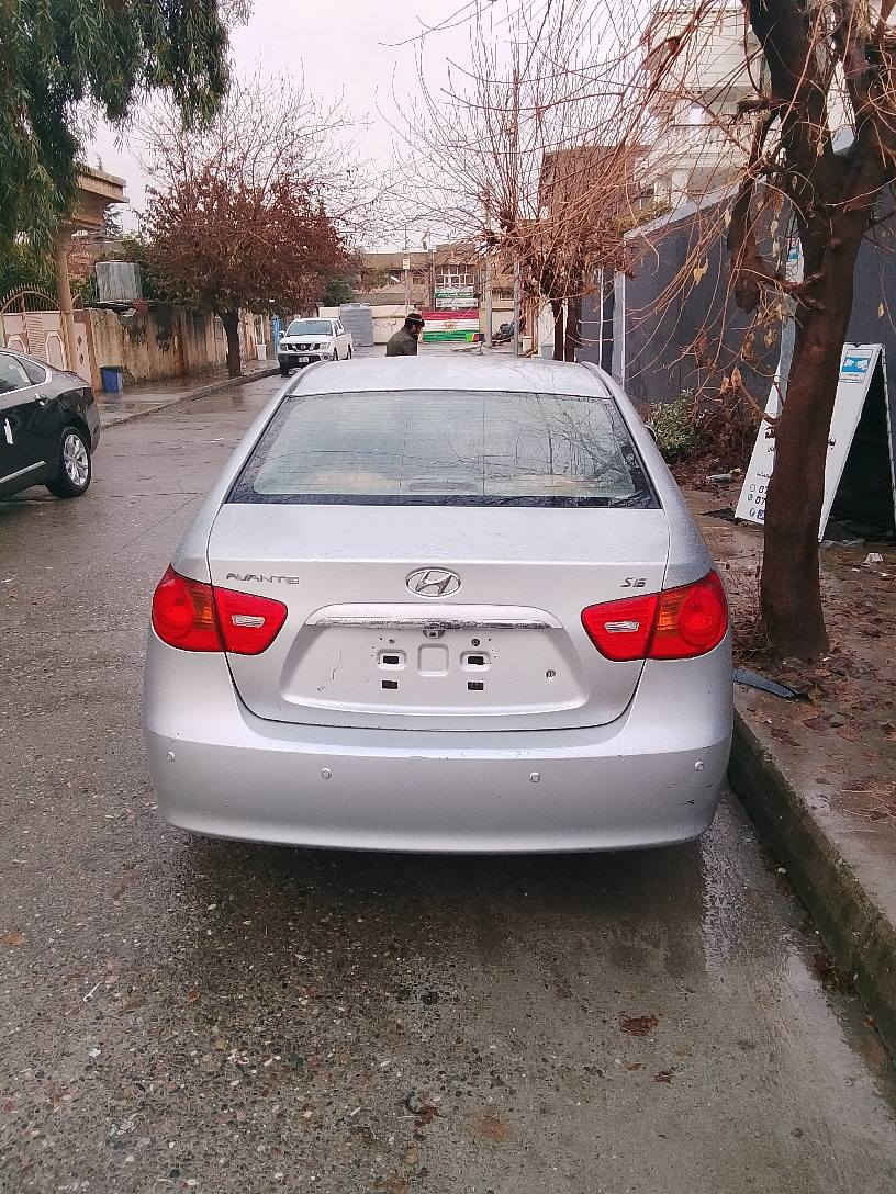 ئاڤانتی بڕاوە 2008 تەبرید ساردو گەرم بەشەرت گێڕو مەکینە بەشەرت  دەحمولێدراو بەشەرت کەڤەرگۆڕاو بەشەرت توندوتۆڵی بەشەرت  ڕۆنی مەکینەو گێڕی ئستا گۆڕاوە چواری تایەی نوێ  کامل مەسروف کراو  یەک دو قەپی هەیە باقی بەشەرت  سەخفی بئ بۆیاخ  ناونیشان ڕانیە  ***********  45 گەڵاو مەجالێکی کەم رانية, السليمانية
