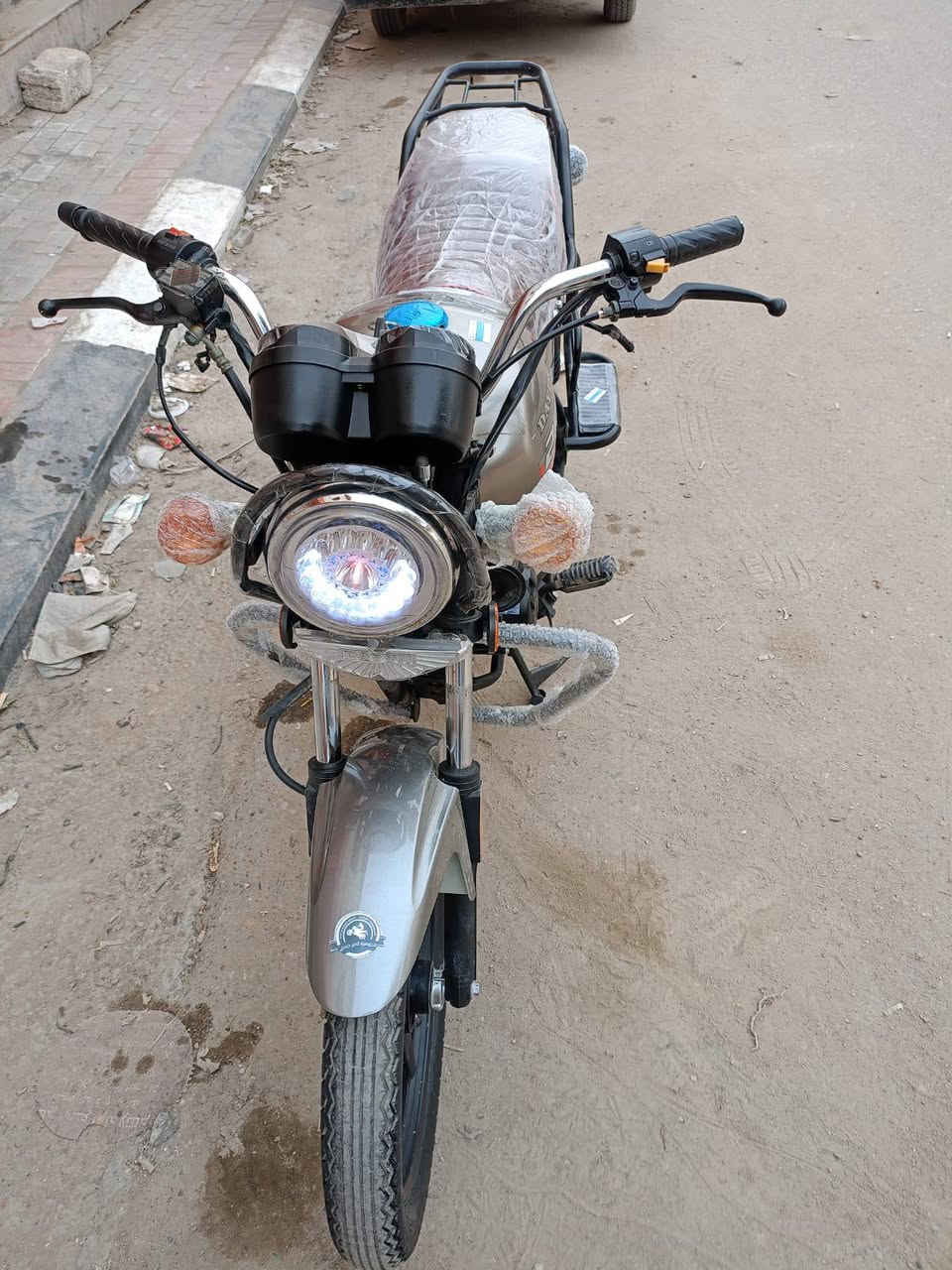 دايون مديل  2022 مكينه 200 كتابه حمره دراجه بجيس كهربائي فول سعر مليون 450 قفل كربلاء ***********
