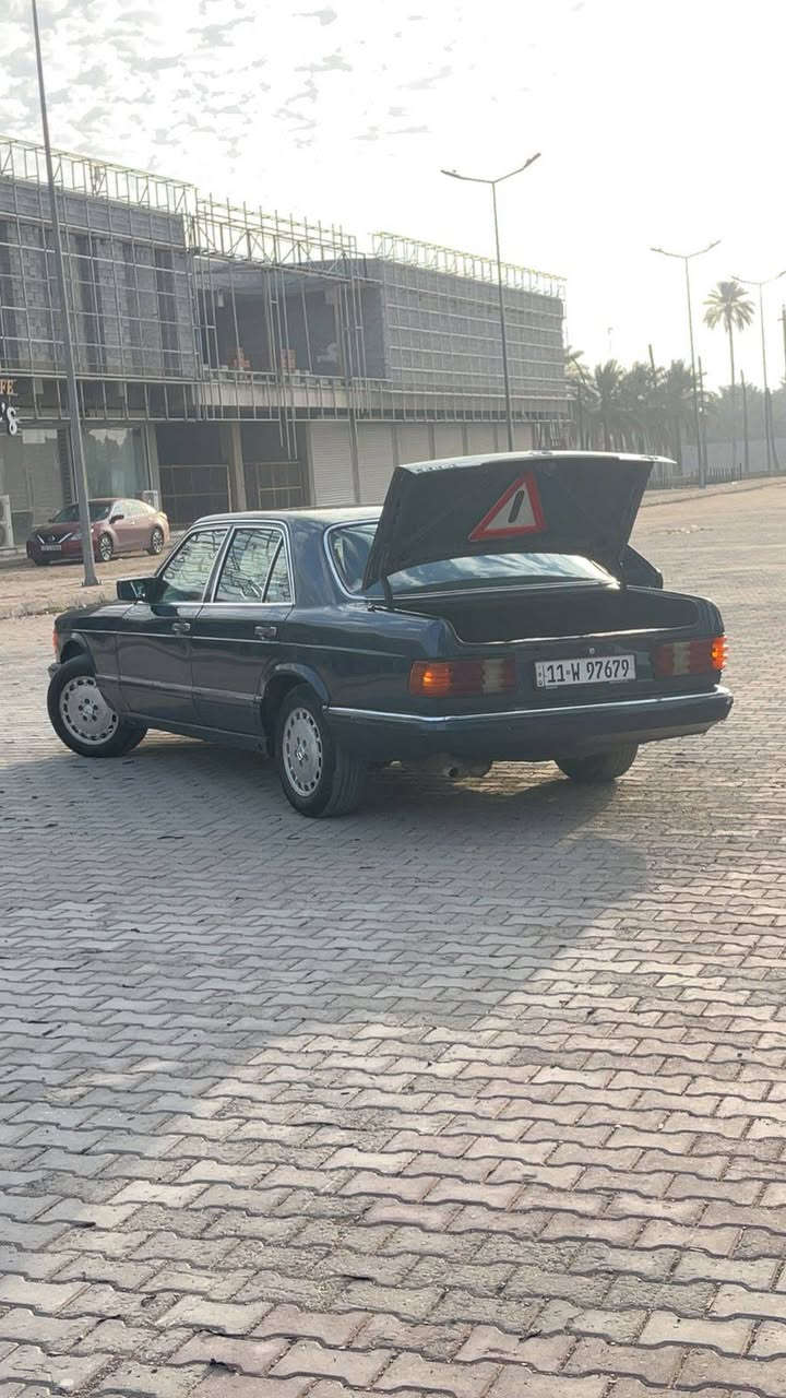 سلام عليكم
🇩🇪 مارسدس جامبو E 300 رئاسي موديل 91 

رقم بغداد الماني سنويه 2028 غرامات 000

 محرك بطه 2500  ديلكو المرغوب ✌️

سياره مصبوغه  عام لجماليه 

كهربائيات  كلها شغاله 4 جام كهربا 

تبريد قطعتين  تتفئه شغال غرفتها حلوه 

شاشه ايباد بلوتوث سماعات🎵 بلاد 

عالي ناصي رباعي 🚦 شغال ماسحات جام 🫡 شغال 

ارضيه جلد منضومه  بريك ABS شغال اربع تايرات بلمكان 

باتري جديد كير بلكارتون حاويه سياره شرط معدل 160🔞 تخم تاير جديد سبير جديد ،👉 

نواقص السياره  فقط سقف السلايد  على فجه وكف 

وسنتر لك يرادله ادامه ابيعلك واكف 

مكان السياره ديالى قضاء خانقين 

 السعر مناسب.   47  وبيها مجال قليل 

***********
