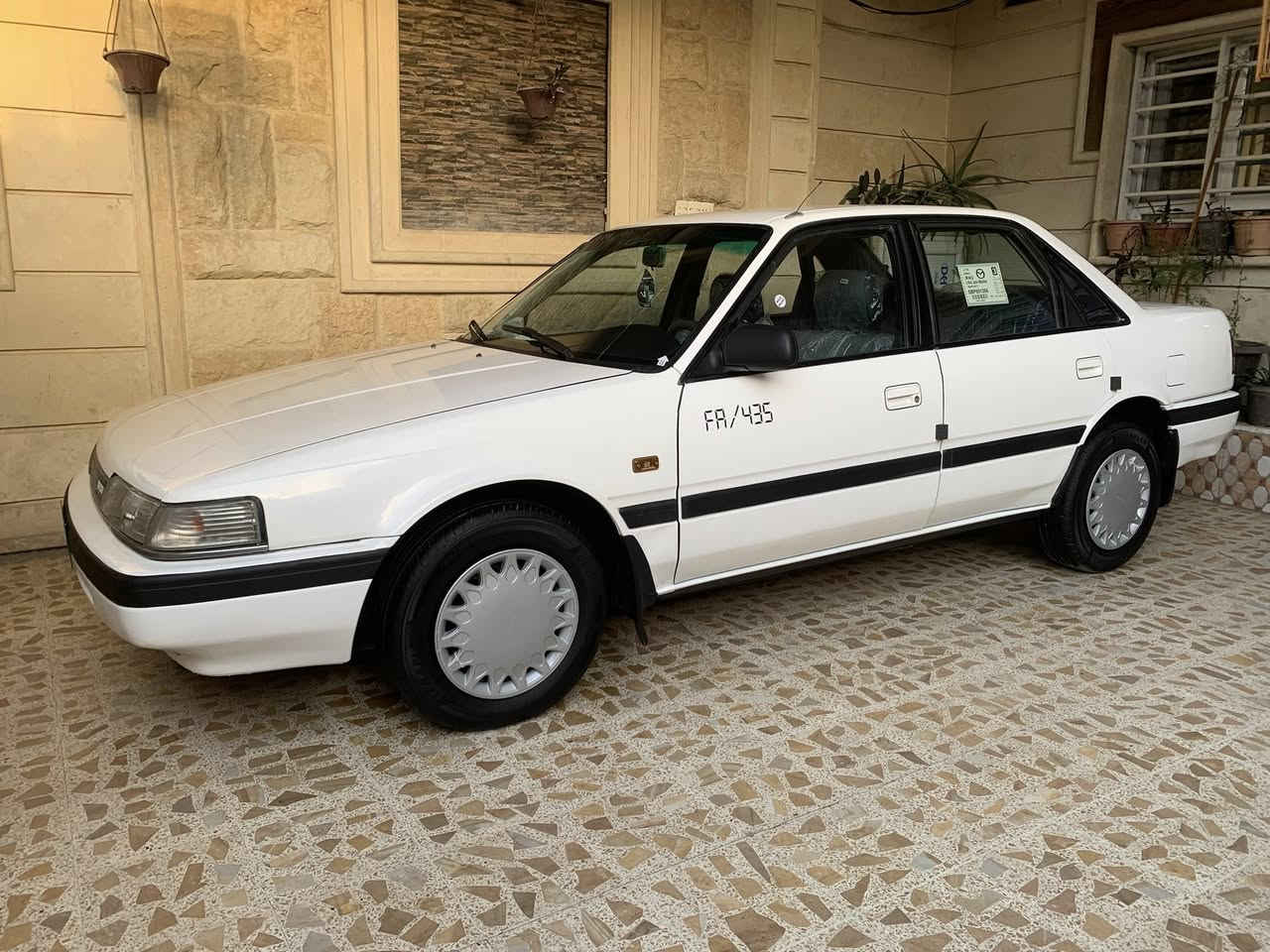 مازدا 626 كير عادي موديل 90 محرك  جديد 8 بخ جديد …كير ومحرك وكهربائيات وتايرات وباتري وغرفتها كلها مكفولة …السيارة بدون ضرر فقط جاملغ خلفي صبغ…رقم اخضر وسنوية بيضة صاحبها بالموصل تحويل مباشر  ….السيارة بعدها على وضع الشركة…..سعرها 52للاستفسار  مكانها الموصل***********
