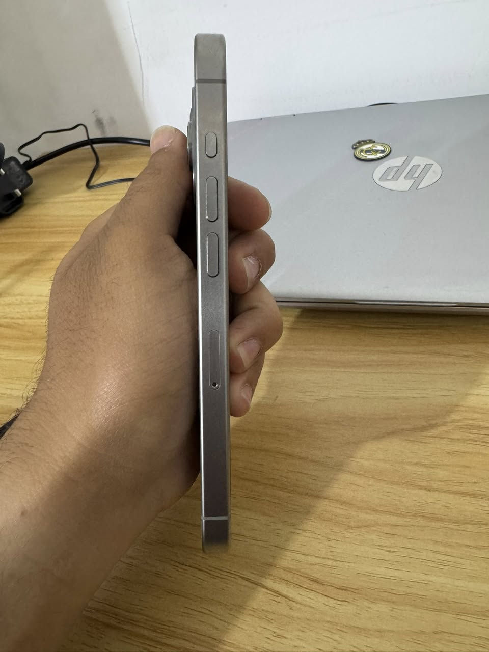 سلام عليكم آيفون ١٣برو ماكس مكفول
ذاكرة ٢٥٦ بطاريه ٧٥ جهاز مكفول نضيف جدآ شخط مابي بدون ملحقات السعر ٦٧٥بي مجال جدا بسيط 

آيفون ١٥برو صغير انتبه فقط برو  ذاكرة ٢٥٦ بطاريه ٧٩ جهاز نضيف ومكفول من كولشي ملحقات فقط كارتونة السعر ٨٠٠ بي مجال 
العنوان بغداد الأمين ثانية ريه وسكينه  
الرقم *********** فقط واتساب غير متواجد فيس
