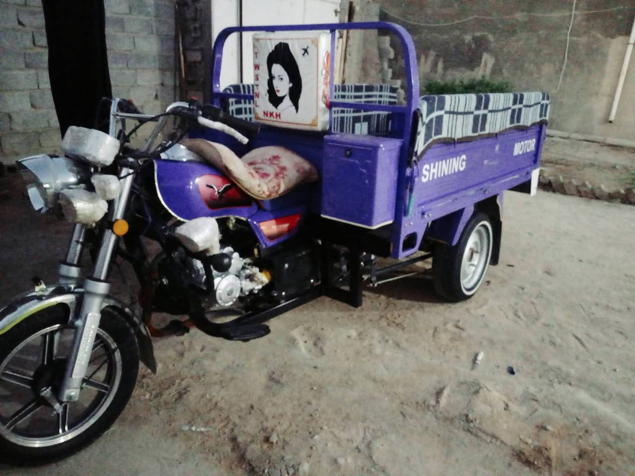 السلام عليكم للبيع ستوته موديل 23 الجديده مقفوله سعر خاص مكاني الخيرات ***********
