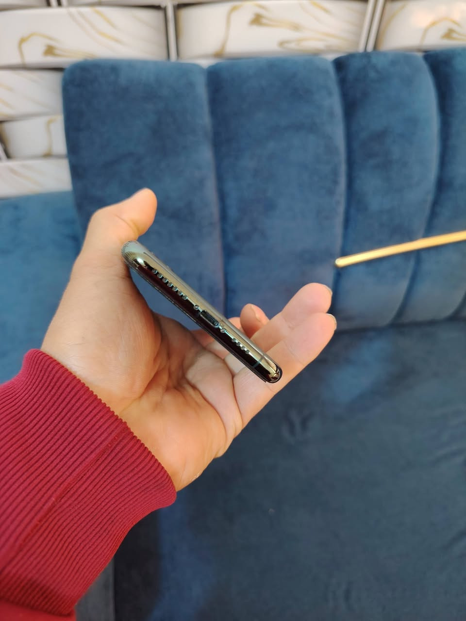 ايفون ١١ برو ماكس لوك بطارية ٨١ ذاكرة ٥١٢ لوك جديد لا مفتوح ولا مصلح ولا مبدل اي شي مكاني المدينة *********** السعر ٤٠٠
