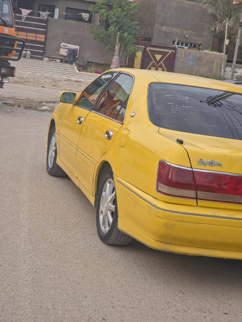 سلام عليكم ملكه للبيع كصتين محرك ديفور الجبير غاز بانزين مكينه خير من الله رقم كركوك 
وكاله راعيه بل نجف عليه غرامه مرور 650مطلوب هيئه تبريد حداديه محرك نظيفه نصبه السياره حلوه السعر 48وبيه مجال العنوان نجف سياره غاز بانزين الغرامه على المشتري الرقم ***********
