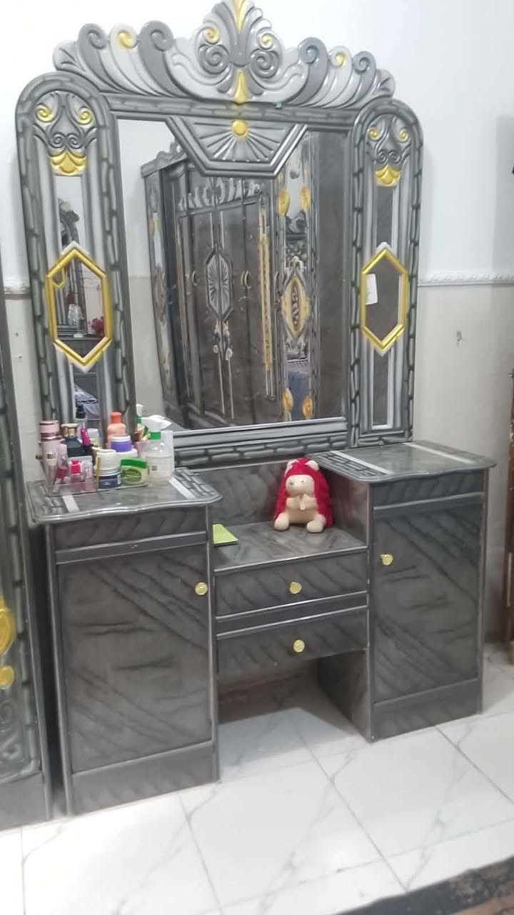بيع مستعجل غرفه نجاره سعره ٥٥٠ قفل


**إذا كنت صاحب هذا الإعلان وتريد حذفه لأي سبب، رجاءا أرسل رسالة إلى الدعم الفني**
