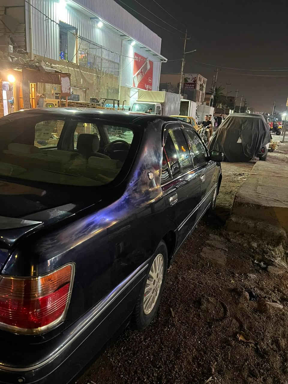 ملكه للبيع فقط
رقم بصره راعيها موجود يريد تحويل سنويه 2030 هزه بعدها 
مكينتها  vvt2500 تسجيل جديد قرار 48 سياره جاهزه تبريد شاشه ما ناقصها شي سياره مكفوله ما عده (كصه قماره ) 
عنوان البصره معقل رقم مبايل ***********
غير متواجد ع فيسبوك
