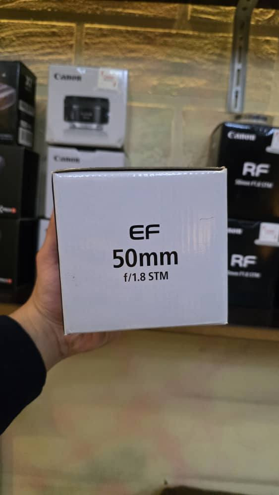 📸🔥 عدسة Canon 50mm جديدة مختومة 100% 🆕🔒
جاهزة تعطيك لقطات خرافية من أول كبسة! 😍
💎 ليش تختارها؟
🔹 بوكيه ناعم وعزل احترافي يخلي الصورة تحكي 👑
🔹 أداء قوي بالتصوير الليلي 🌙✨
🔹 خفيفة وسهلة الاستخدام – مثالية لكل حدا 👌
🔹 مناسبة بورتريه + فيديو + محتوى سوشال 🎥📱
🎁 منتج أصلي مع كفالة
🚀 الكمية محدودة والطلب عالي!
📩 احجز هلق قبل ما تخلص وخلّي تصويرك يصير مستوى تاني 😎🔥 
للمعرفة سعر علق بنقطة ويتم رد عليك بأسرع وقت 📩✨


**إذا كنت صاحب هذا الإعلان وتريد حذفه لأي سبب، رجاءا أرسل رسالة إلى الدعم الفني**
