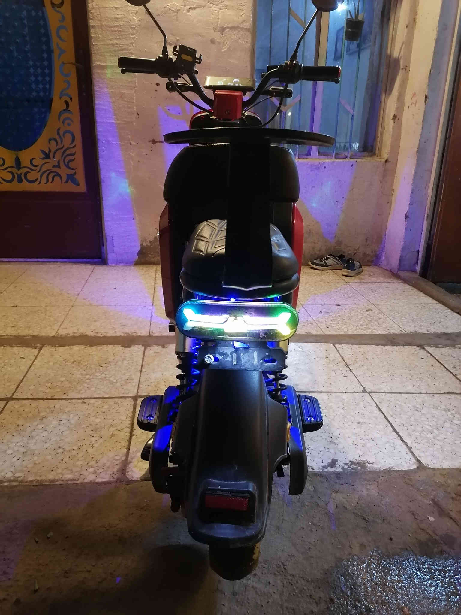 دراجة R9 ونلي الأصلي خمس بطاريات 16 امبير
بصمة. سويج. Nfc
*********** بغداد الزعفرانية
425 الف بيها مجال ان شاء الله
