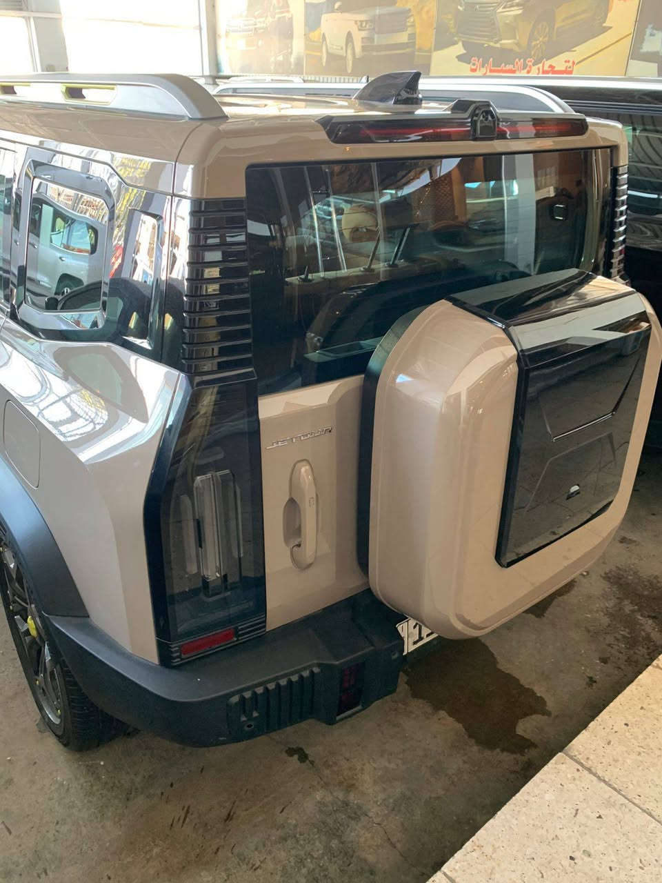 جيتور T2  موديل 2025
وكالة هارلم  رقم بغداد الجديد 

المواصفات 👇🏻: 
🔹بانوراما 
🔹حساسات امامي خلفي
🔹كامرات 360 
ماشيه 18 الف كيلو  متر 
🔹كشنات جلد 
🔹تبريد قطعتين 
🔹شاشة عرض حجم كبيرة 
🔹ثلاجة 
🔹تشغيل عن بعد وبصمة عدد 2 
🔹انعكاس الشاشة 
🔹منفذ 2 USB
🔹مصابيح LED كافة السيارة
🔹ناقل حركة 7 سرعات
🔹منفذ تايب سي
🔹اوامر وتحكمات صوتية
🔹مثبت سرعة 
🔹محرك 2000 تيربو اقتصادية بمعنة الكلمة
🔹داخل السيارة زيتوني رياضي وكشنات جلد رياضي
🔹نظام مراقبة ضغط الاطارات
🔹ضمان 6 سنوات للسيارة و10 سنوات للمكينة والكير 

مكان السيارة بغداد الكرخ 

***********
🔹
