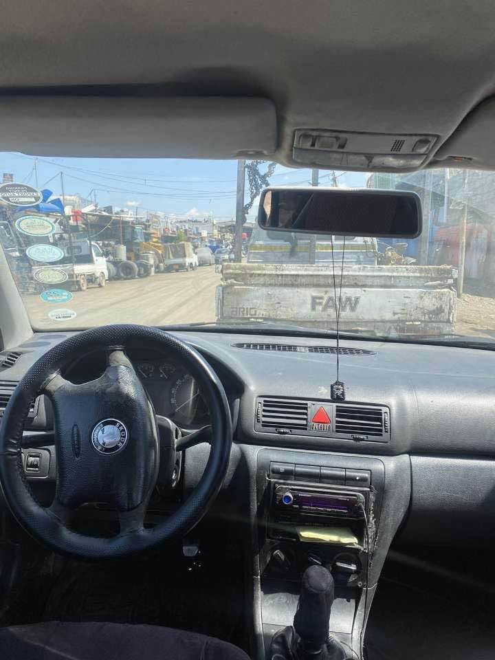 Skoda octevia 2008 سەیارەیەکی خاوێنە تەبریدو گێرو مەکینەو کارەبایاتی هەمویی بە شەرتە تەبرئدی لەگەڵ سویچە سێ پارچەیی بۆیاخە سەیارەچی خاوێنو بێ مەسرەفە مەکینە گەورەیە سعری ٤٦ وەرەقەو مەجال رەقەم مۆبایل(***********) أربيل, العراق
