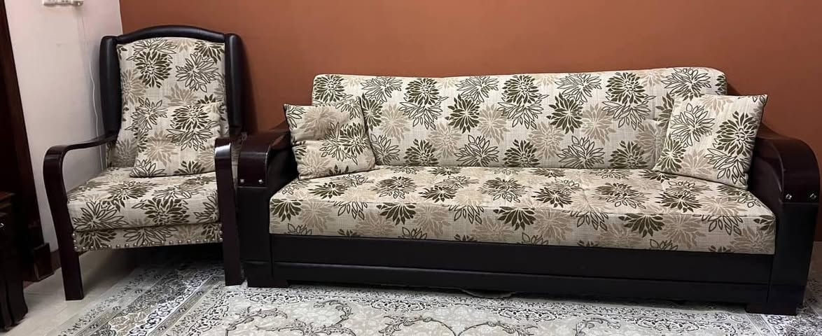 للبيع
طخم ونص 

_ عدد القطع

* ٤ قطع فردية

* قطعة واحدة ام النفرين

* ٣ قطع ام ثلاث نفرات
الموصل


**إذا كنت صاحب هذا الإعلان وتريد حذفه لأي سبب، رجاءا أرسل رسالة إلى الدعم الفني**