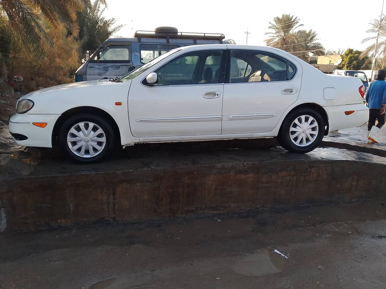 نيسان مكسيما 2008 بدون حادث مكان بابل رقم جديد انكليزي بابل السعر 65 ورقه موبايل ***********
