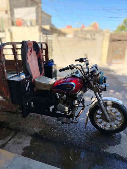 جمره موديل2016 رقم و سنويه  باب وره موجود محرك امتير  ***********بي واستاب سعر750
