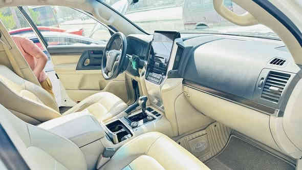 للبيع لاندكروز 2021 GXR شركات 

السياره على وضع لشركة مكفولة من كل النواحي 

المواصفات
 
دبل ماوس
مري شفط
ثلاجة
كشنات كهرباء
حساس ابواب 
فتحه سقف
حساسات امامي خلفي
وضعيات القياده عادي والاقتصادي والاسبورت 
تبريد 3قطع

السياره ماشيه 82 الف حقيقي 

مكانهة نجف  

السعر 560وبيها مجال

***********
