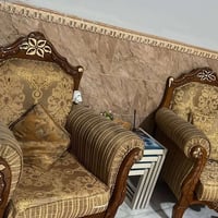 تخم ملكي مع طبلات كامل نضافه ١٠٠بال١٠٠السعر 500وبيهن مجال للاتصال 0772...