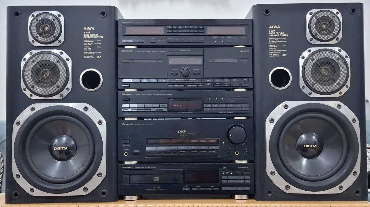 سستم ياباني ماركة Pioneer Private X-A5
السماعات ماركة : AIWA
110 ڤولت مع المحولة
السعر  النهائي : 300 الف مع التوصيل


**إذا كنت صاحب هذا الإعلان وتريد حذفه لأي سبب، رجاءا أرسل رسالة إلى الدعم الفني**