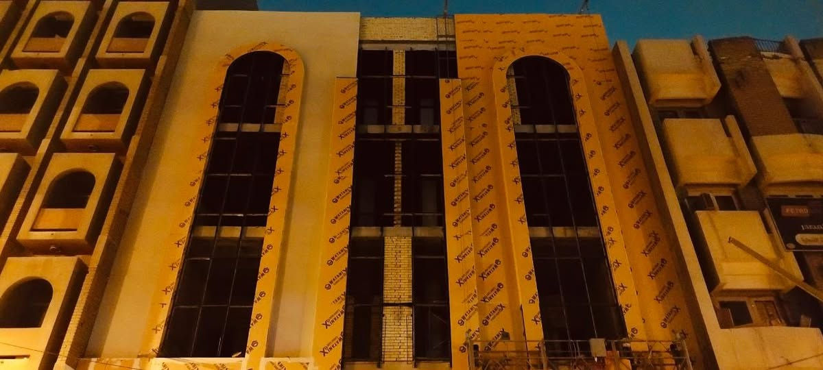 ✨ عرض عمل مميز ✨
واجهة تجارية بتصميم عصري وفخم
تشطيب راقٍ • واجهات زجاج • أقواس معمارية أنيقة
🔹 مناسبة لـ:
شركات
مكاتب
عيادات
معارض تجارية
🔹 الموقع مميز
🔹 تصميم يلفت الانتباه
🔹 جاهزة للاستثمار فوراً
📞 للاستفسار والتواصل:
[***********]
