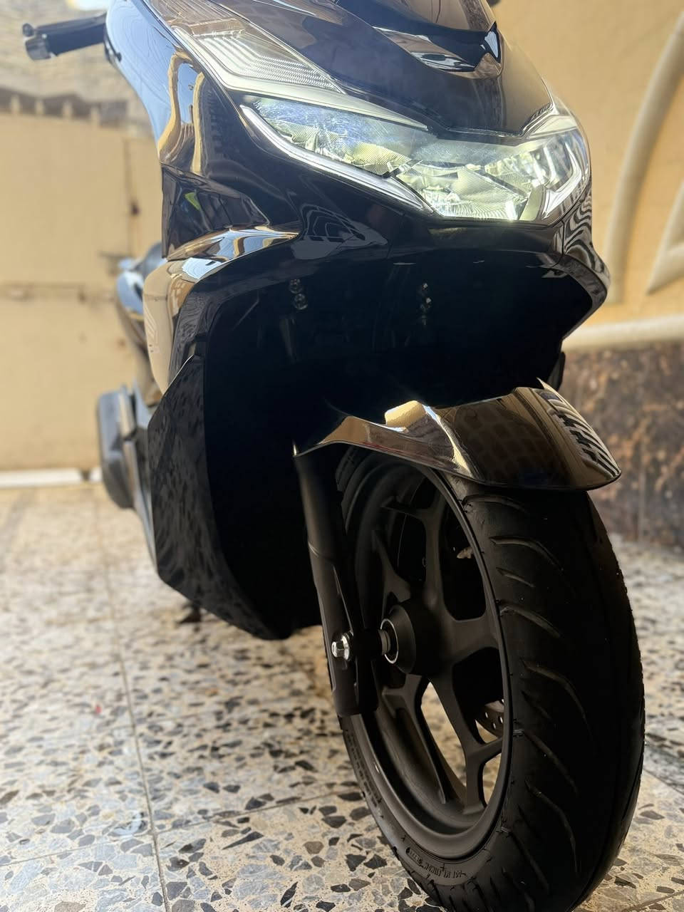 السلام عليكم
Pcx160

الجيل الرابع (ياباني)

مكينة جبيرة160

كفالة علمة

المسافة القطوعة 8 الاف يعني زيرو

عدد البصمات 2 + سويج طوارء

الون  نيلي علة اسود شدزي وكفالة من الصبغ

الدراجة احلة من الصور 

وسعرهة مناسب 

مكاني بلديات 

رجائا المو شراي ليتعبني 

السعر 27$ونص

وكلشي اكو بلسوك 

***********
