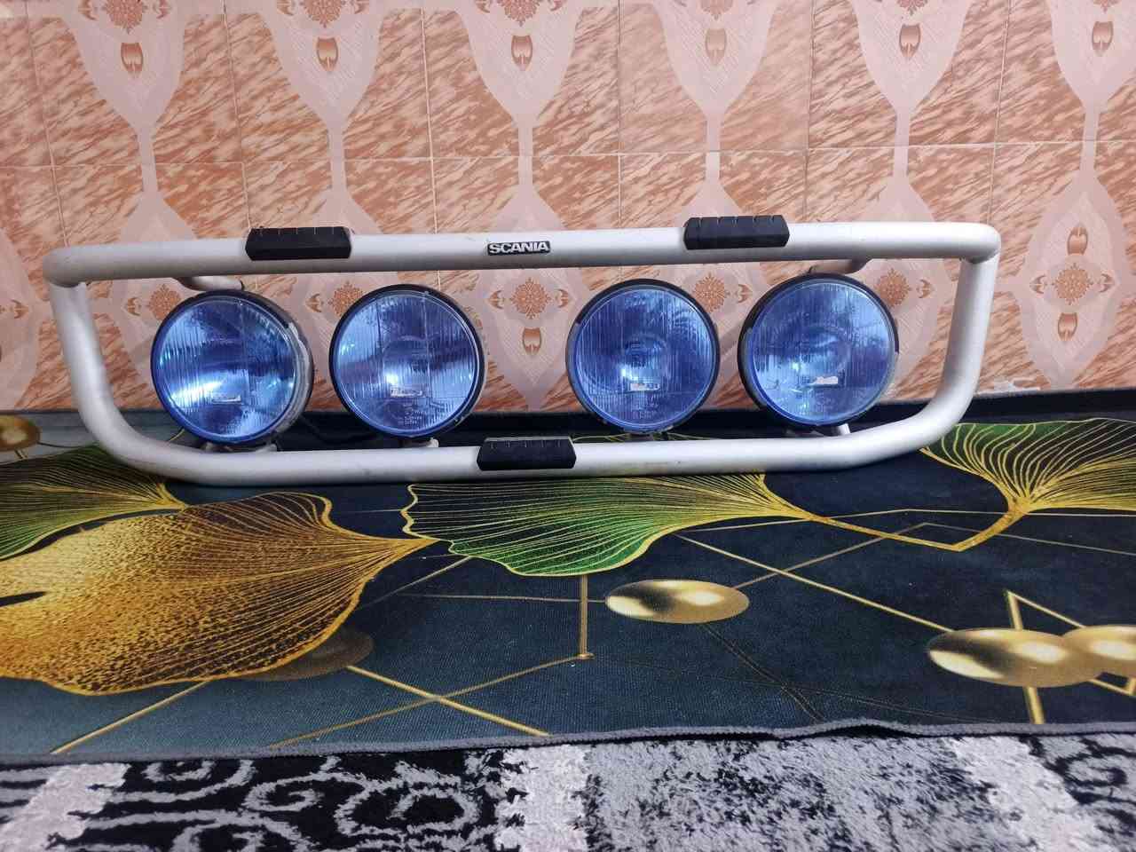 بلوجكترات مال سكانيا 525 وبيها مجال
***********
