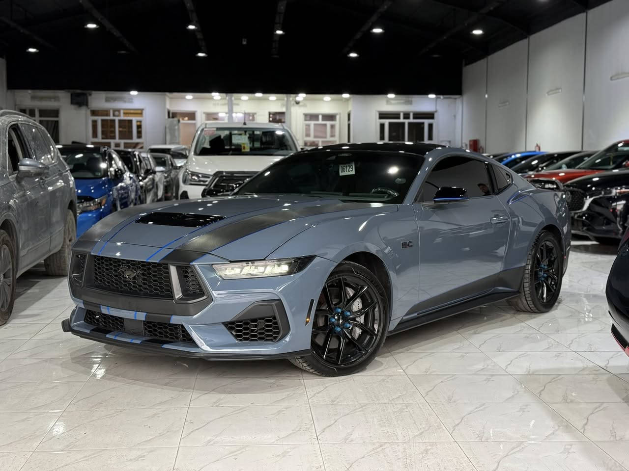 Ford Mustang 2024 V8 5.0 GT 60 Years
القطع المميزه فورد موستنك GT السلسلة ال 60 🌟
  گير 10 نمر اوتو🔥
موديل : 2024🦈
المحرك : 5.0 V8
الحالة :  جاملغ امامي صبغ ايرباك برده بدون دواخل 

العداد :13 الف ميل 
المواصفات: 🏁GT
اكتف كزوز يعني الطرب
رادار امامي
رادار جانبي
-حساسات خلفيه 
-كامره خلفيه 
- وضعيات قياده عدد ٦
-وضعيات سكان عدد ٤

السعر 310$
بالخير علي ياخذها 
بدون رقم. تترقم شمالي

مكان السياره اربيل شارع 100📍
☎️📞
***********
