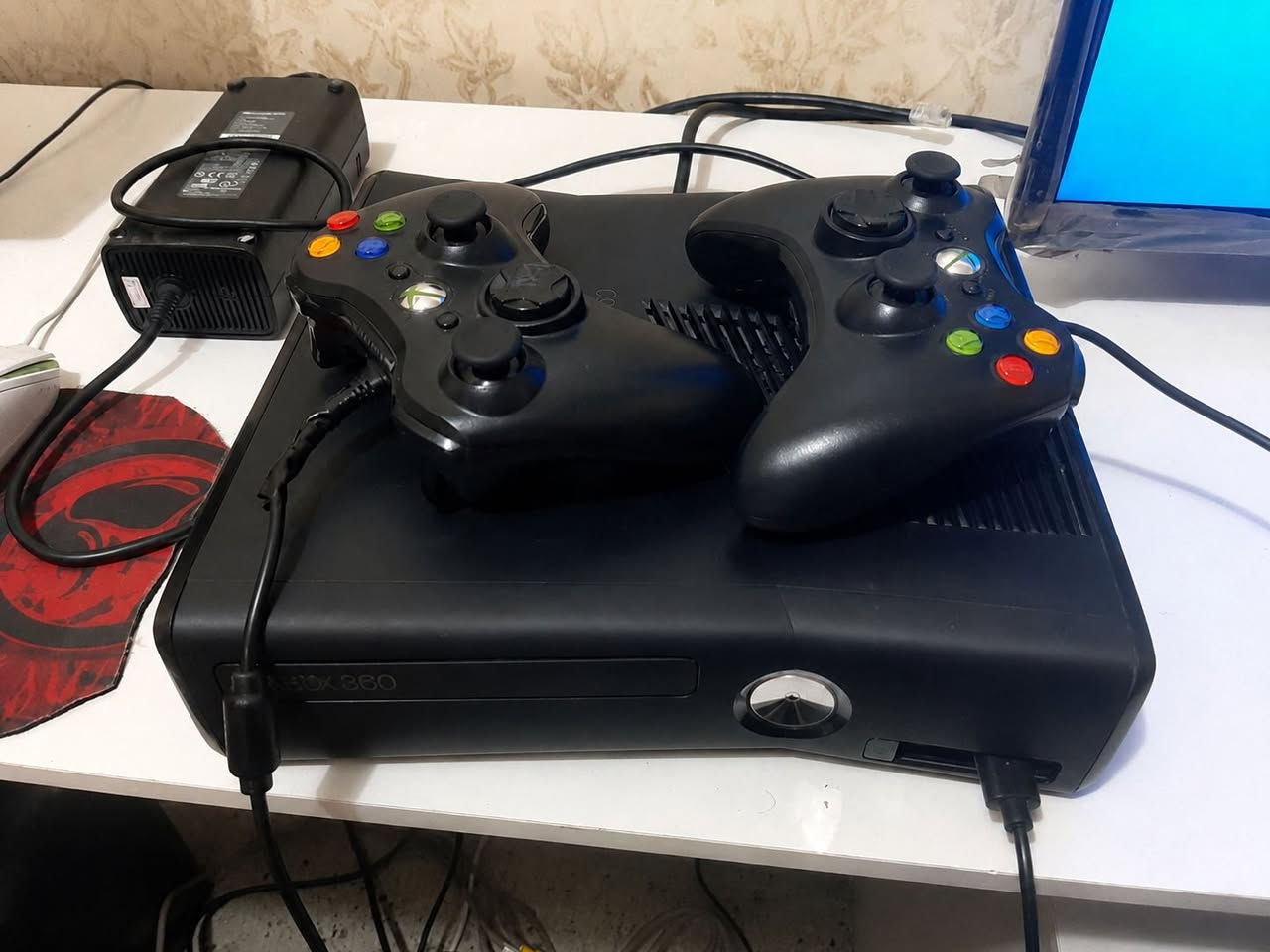 مرحبآ بكم متابعينا الأعزاء 
     Xbox360 سلم   للبيع  
     مع جوستك 2 تجاري  واير
     مع هارد 250 كيكا مليان العاب 
      مع برنامج ارورا  مع اغلفة محدثة للالعاب 
     مع محولة اصلية 
     مع كيبل HD 
     مع العاب حسب طلب الي يشتري / مجانآ 

العنوان/ صلاح الدين _ مجمع الدور السكني _ سوق الثاني 
مكتب خبير الالعاب   *********** 📱 خط شغال مع واتساب
Kaptain Basit  مكتب خبير الالعاب الالكترونية
