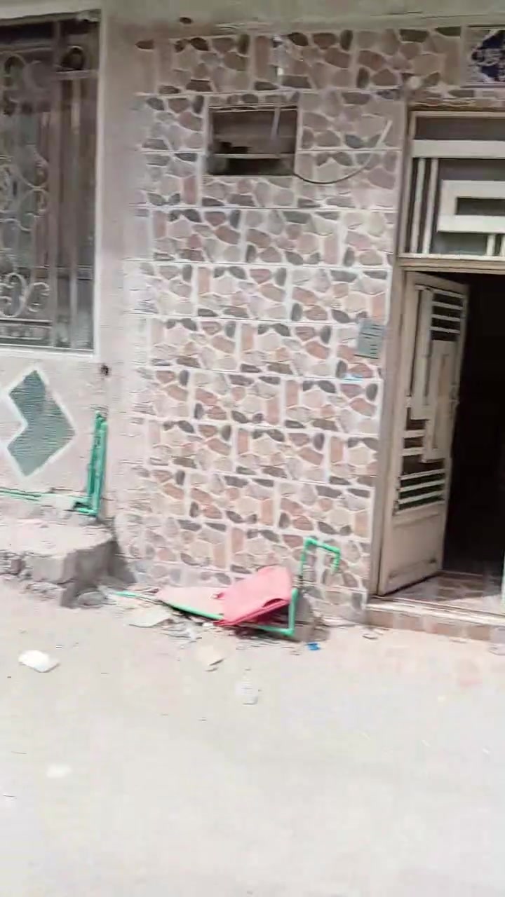 بيت للايجار ٢٥٠ الف
***********

***********
