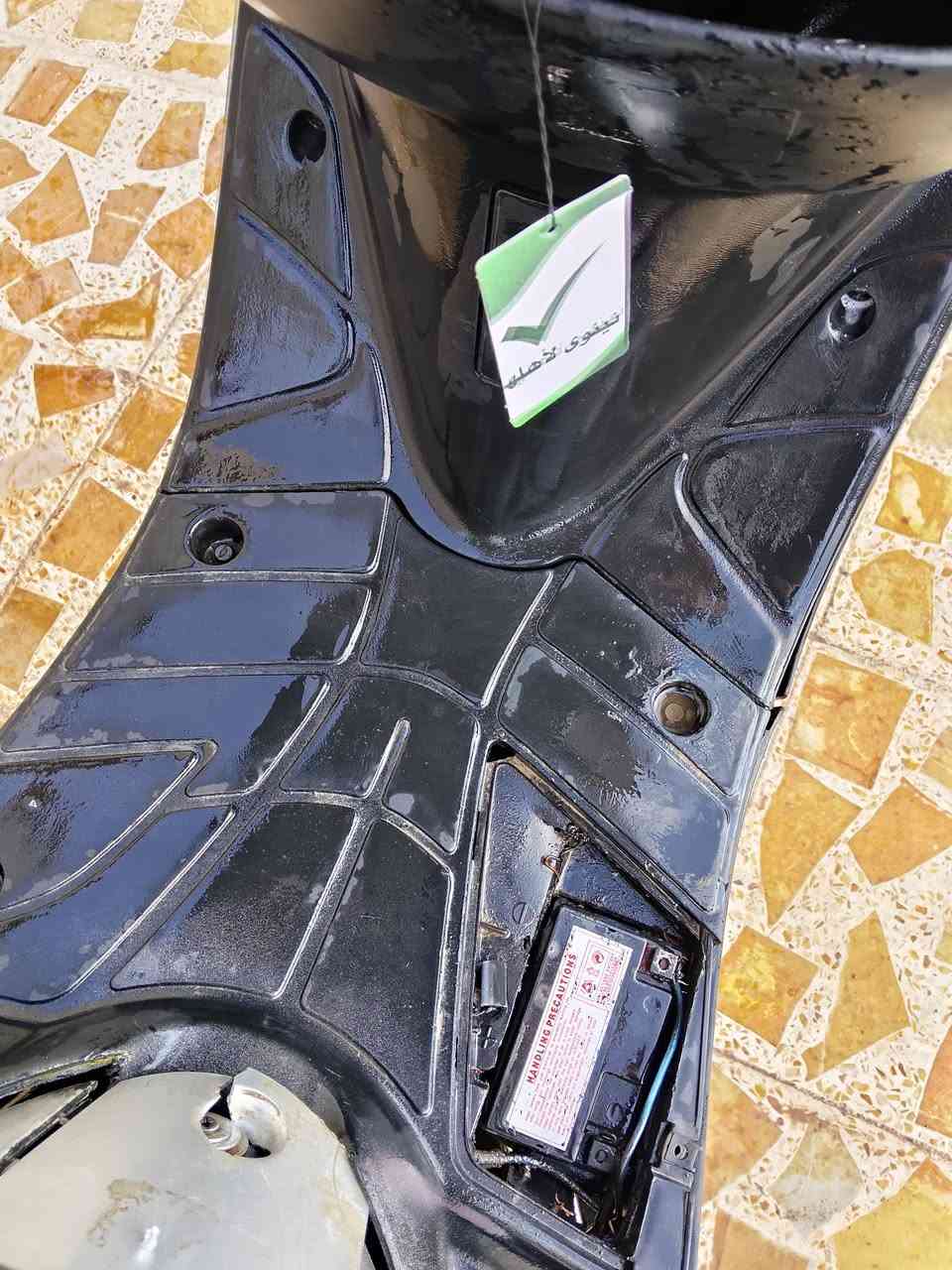 نحله للبيع نضافه كدام العين
معمر بس فوك 
كهربائيات شغال سلف شغال لايت اشاير كلو شغال ما ناقصو اي شي 
سعر400 بي مجال 
مكاني موصل ايسر
***********
