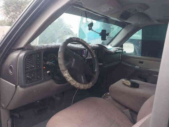 سلام عليكم تاهو لبيع دوات بدون مديل ٢٠٠٥ كير محرك مكفولات تخم تايرمكان السياره بغداد حى ور  او مراوس حسب القناعه بصولي سعر ٤٠وبيه مجال رقم الهاتف ***********بي واتساب مكلف بل نشر تصل على راهيه وتفاهم ويا
