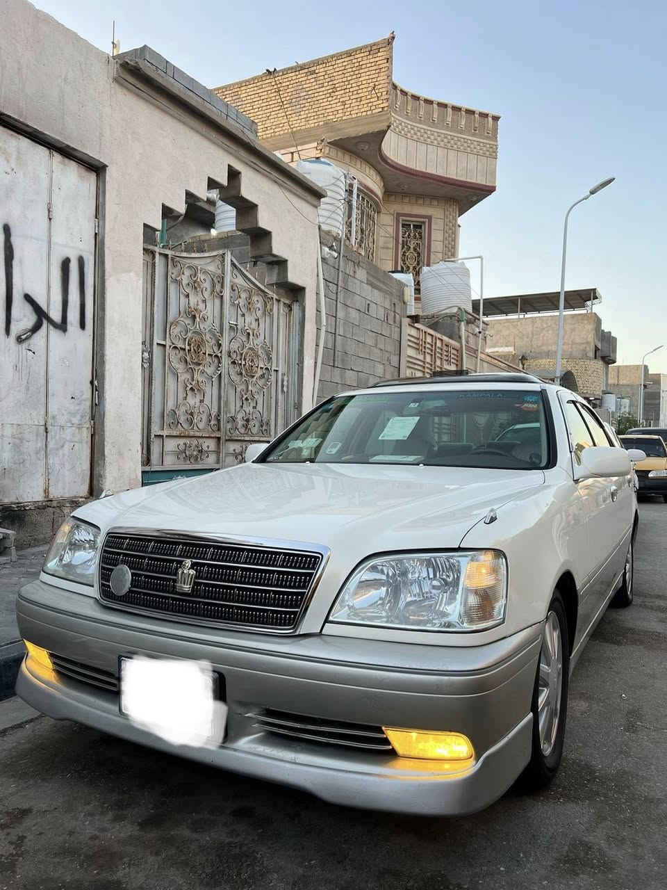بسم الله ماشاء الله ... 

للبيع نقد فقط تيوتا كراون ملكه بالكارتون 2002
دخول جديد السياره تسجيل جديد قرار 102سياره كامله ومسقط لوحات بصره وماشي معامله الكمرك باقي بس تدفع فلوس الكمرك 
كفالة عامة من الدعامية للدعامية مكفولة  3دكم كرستال اصل كشنات كهرباي ستيرن كهرباي   شاصي 175مكينه ديفور الجبير كشنات كهرباي ستيرن كهرباي برده خلفيه ويل نجمه اصلي كرستال سياره شرط زيرو برقي ماعوزها 
تحوير بصره 100بل100حدادة كهربائيات تبريد مشط ستيرن 
مكينه سياره سبيرها مانازل شرط+ باتري جديد 
كير مكينة  حدادة تبريد كهربائيات كله جاهز وشغال وجديد بدون اي نقص مال جناي الله يشهد 
مكان السيارة بصرة 
السعر 120وبيها  مجال وكلشي موجود بل سوك واني بل خدمه
***********
***********وبل خدمه💞
