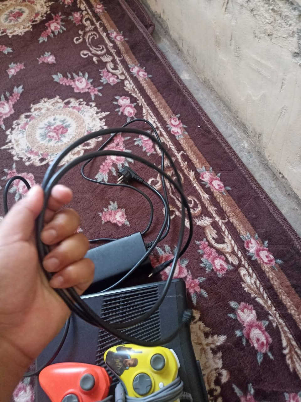 السلام عليكم ورحمة الله
إكس بوكس 360 لوك ستيكر/للبيع 
نضيف شرط ومعاه توصاله HDMI1/
وبيه 36 لعبه 
السعر 125 وبي مجال


**إذا كنت صاحب هذا الإعلان وتريد حذفه لأي سبب، رجاءا أرسل رسالة إلى الدعم الفني**