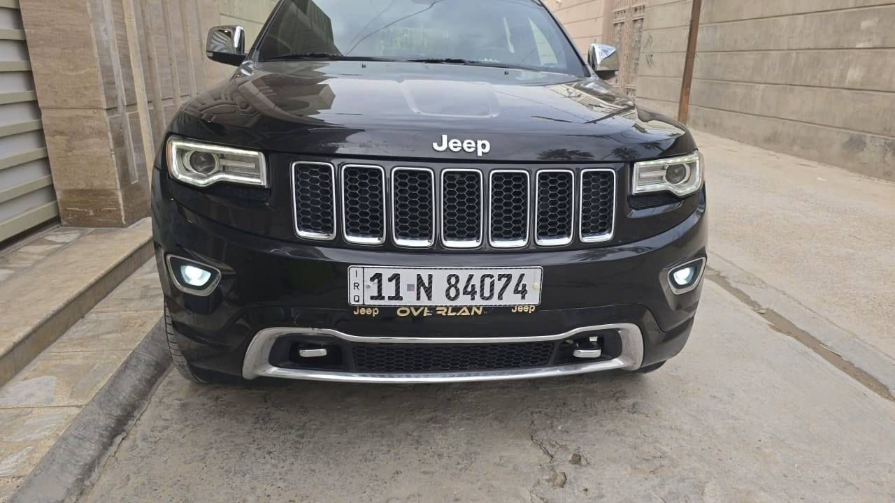 سلام عليكم

جيب اوفر لاند  2015 ( امريكي ) 
حادث خلفي تبديل قبغ الصندوق نفس اللون بدون صبغ بدون ايرباك (بدون ايرباك)
(صور الحادث مرفقه مع الصور )
اوفر لاند فول مواصفات فورويل بانوراما 
كفاله عامة والكير والمكينه والاكسل والفورويل ممفتوح برغي بيهن السياره جديده بمعنى الكلمه مال جناي 
فول مواصفات 1/1 اوفر لاند  
حجم المحرك: 3600
المصابيح الامامية تصعد وتنزل  زينون عالي ناصي
المصابيح الامامية متحركة مع فرة الستيرن يمين ويسار
كشافات زينون
زراكات لايت 
فور ويل 4/4 ماوس 
ويل حجم 20
دبل سلايت بانوراما 
جكات صعود ونزول حسب اختيارك 
تشغيل عن بعد 
شاشه جبيره 
شفتات ستيرن 
جنطه كهربائي شفط 
دبل كزوز خلفي 
حساسات خلفية 
سستم صوت 12 سماعة 
دمام خلفي بلصندوك
قطعتين تبريد ثلج 
كشن خزن ميموري 3 وضعيات
مقاعد جلد اصليه  لون اسود اني مسوهن مشمشي  + كشن السائق والصدر  (تدفئة+تبريد) 
كشنات الخلفية تدفئه
تدفئه بالستيرن 
مري  شفط 
مري قلاب ويه ال R
يدات ستيل اصل 
الداخل صاج ملكي  
كامرة خلفية دوارة اصلية
استيرن كهرباء +  تدفئة
فول تحكم استيرن (جهتين امامي + جهتين خلفي) 
ناقل حركة ٨ نمر
نظام سبورت s
نضام اقتصادي
مرايا جانبية حساسة للضباب تعمل 
تلقائياً + اشارة بالمري 
كلوب طوارء بلجنطه 
هوكات اماميه + خلفيه 
ارضيات تفصال خاص مثل لون الكشنات (مشمشي)
ملاحظة : شادلها شاشة مال 2018 بيها كار بلي + ويل مال 2018 مال اوفر لاند بلادي + دواسات صعوت ثابته
صدر جديد  تخم تاير جديد 
السياره جديده جداً بمعنى الكلمه ولا كلوب مشتغل بالدشبول 
رقم بغداد مشروع وطني بأسمي شخصياً الرقم الانكليزي الجديد تحويل مباشر
للاستفسار اتصال + واتساب
***********
