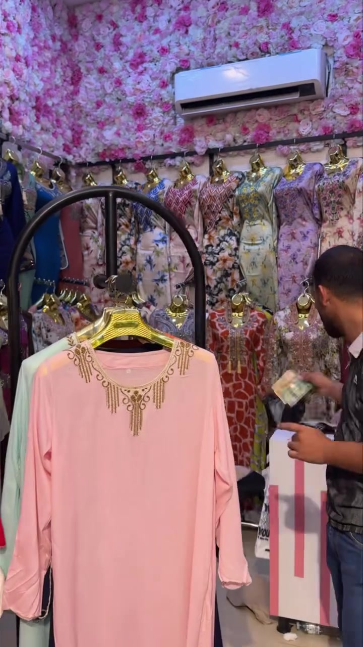 عروض يوم  غدا جمعه  تاريخ ٧/٣سعر القطعه((2.500)) بلاشش
موصل  الجديده عماره حريم السلطان  الطابق الارضي 
 غير متوفر توصيل على هذا موديل***********
#حلاته
