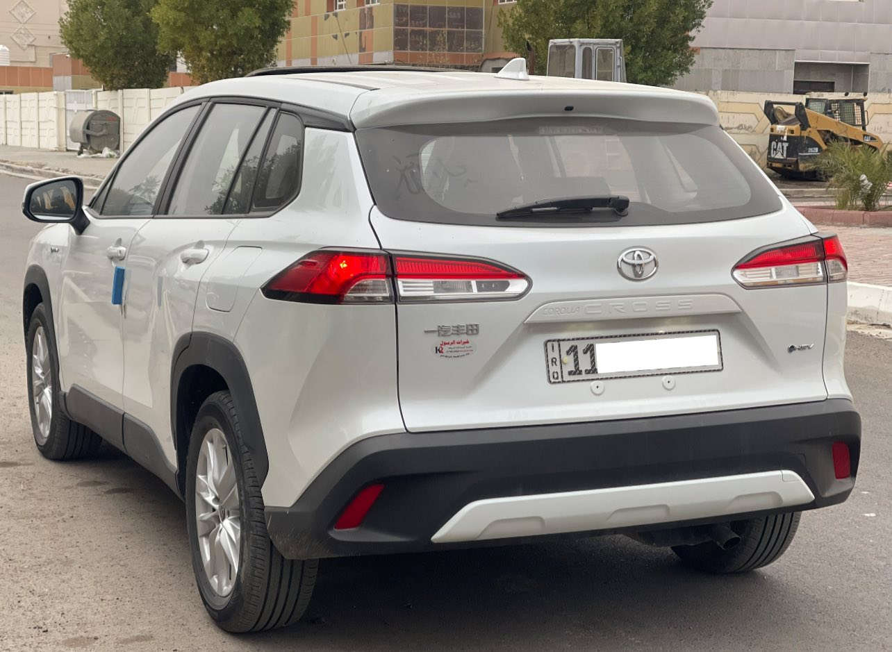 كورلا كروس هايبرد 2024 عداد المسافه 6 الاف بحالة الزيرو بدون اي ملاحظة رقم بغداد بأسمي
المواصفات فتحه سقف تبريد قطعتين شاشة ابل كار بلي رادار تحديد مسار قيادة ذاتية فول تحكم استيرن بصمة تشغيل وابواب نظام ترحيب عن قرب ذاتي تحكم مري كهرباء  اوتو لايت 
المكان المنصور  السعر ٢٦٥٠٠ مليون عراقي للاتصال ***********
