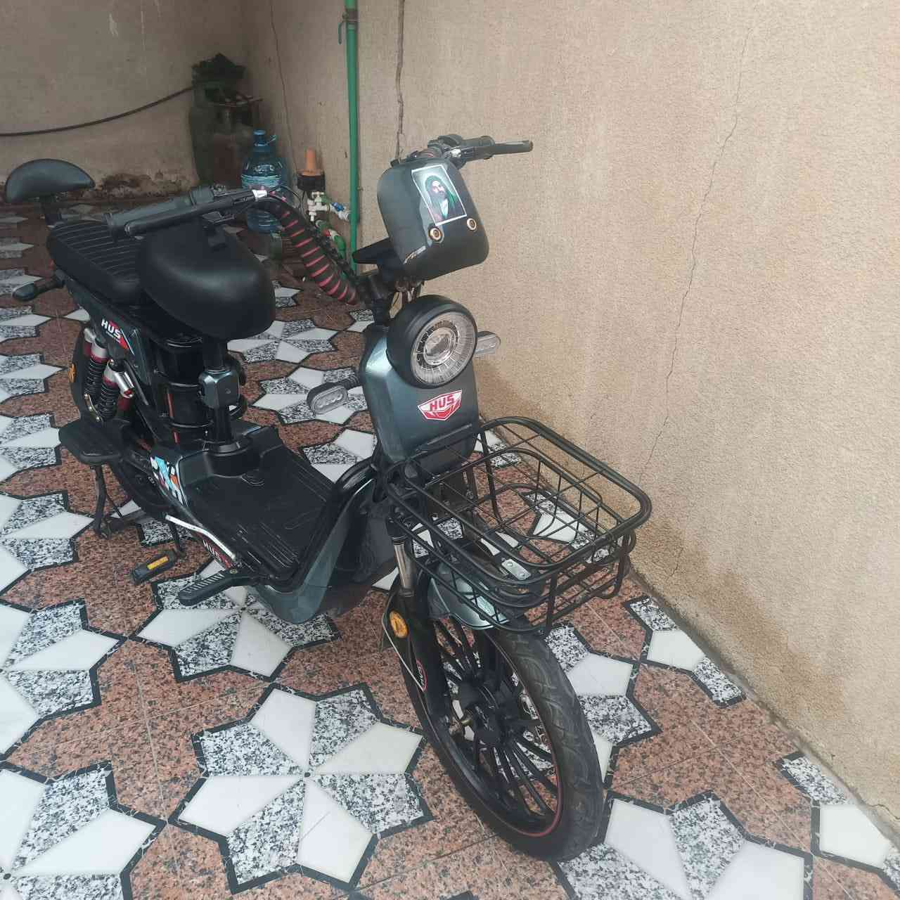 دراجه شحن للبيع نضيفه 300 الف
‭0772 994 8750‬
