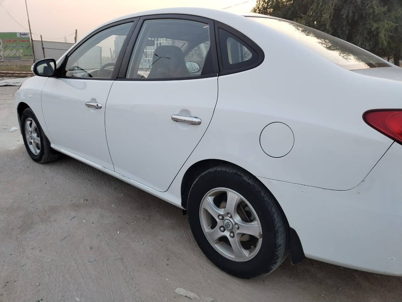 سلام عليكم النترا للبيع مكفولة كفالة عامه ماعده أربع أصابع بارد رقم سليمانيه جديد اسعر 117 وبيه مجال اتواصل فقط على ارقم *********** عنوان الديوانية
