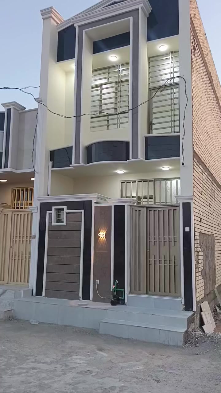 في كربلاء صف جامعه كربلاء الرئيسيه عن الامام اربع كيلوات بيت 50 متر طابقين بناء طابوق جمهوري سعر 52 مليون طابو زراعي سند 25 قرار محكمه حجز***********
‏‪***********‬‏
