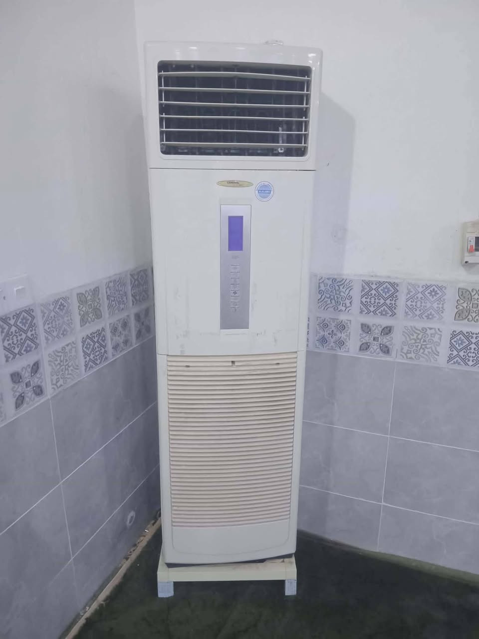 السلام عليكم يوجد لدينا سبالت عدد اثنين نوع جنرال
الاستفسار ***********
