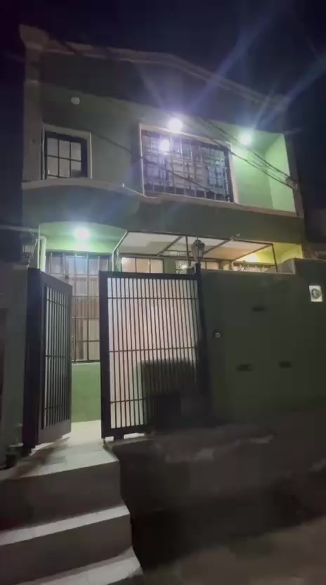 يا الله سلام عليكم بيت 100متر طابق اونص جديد شغل فول البيت بناء طابوك كونكريت مكان
البيت على نهر الهنديه خلف مسبح الاند لاستفسار عمار الحسناوي ***********
