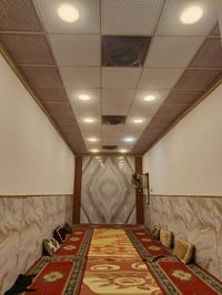 عندي سقف ثانوي قبل فتره قليلة من شديتة اريد ابيعة 66متر مع بنكات 6بنكا...