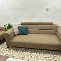 تخم  للبيع متكون من عشر مقاعد مثل موضح بالصورة نظيف جدا السعر ٥٥٠ بغدا...