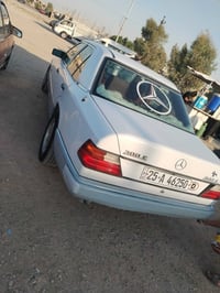 مرسيدس ١٩٩٢ • مكينة ٢.٥ • رقم كركوك