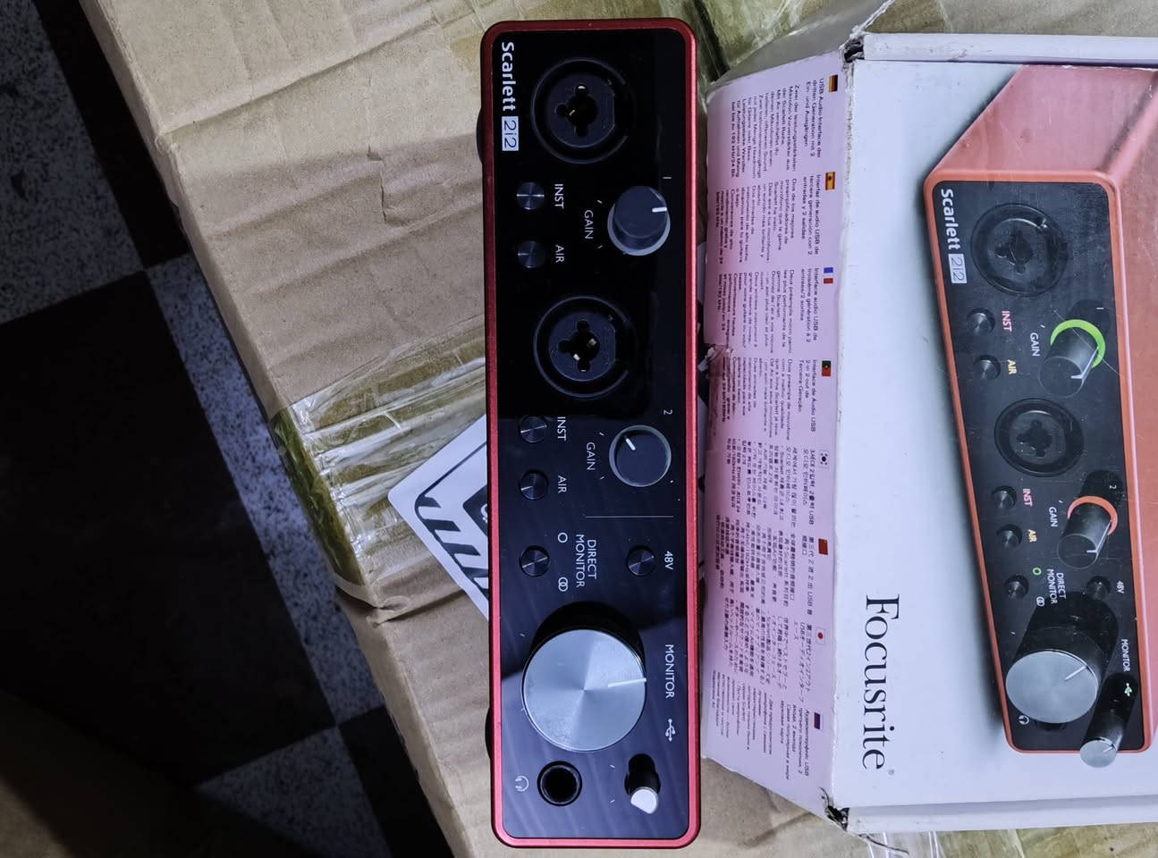 كارت صوت بعده ممستعمل بالجيس
Scarlett 2i2
السعر 150 وبيه مجال


**إذا كنت صاحب هذا الإعلان وتريد حذفه لأي سبب، رجاءا أرسل رسالة إلى الدعم الفني**