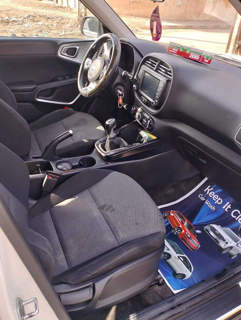 السلام عليكم
سياره كيا صول موديل 2021 محرك 2000 دوش رقم بغداد باسمي وارد امريكا مواصفات فول ماعدا الفتحه والبصمه السياره نظيفه جدا جدا السعر 135 

ملاحظه :- كير عادي 6 نمر جاهزه من كلشي الساره مابيها نقص للاستفسار

***********
