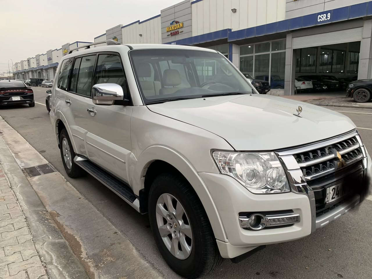 باجيرو  2018
ماشي 58  km
جملوغ  صبغ 
محرك 3000 
مواصفات 
صقف فتح 
الون داخل  بيجي 
سعر 205$$
***********
