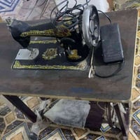 مكينه خياطه كامله مكمله اصليه مامستعمله نضيفه ومرتبه سعره مناسب 125 ال...