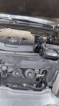 برادو موديل 2008 سعودي  محرك 6 ماشيه 160 عنوان بغداد الكرخ للاستفسار ع رقم *********** بيها قطعتين صبغ محرك كير كفاله السعر140 مكاني بغداد الكرخ السعر ١٤٠ مجال بسيط
